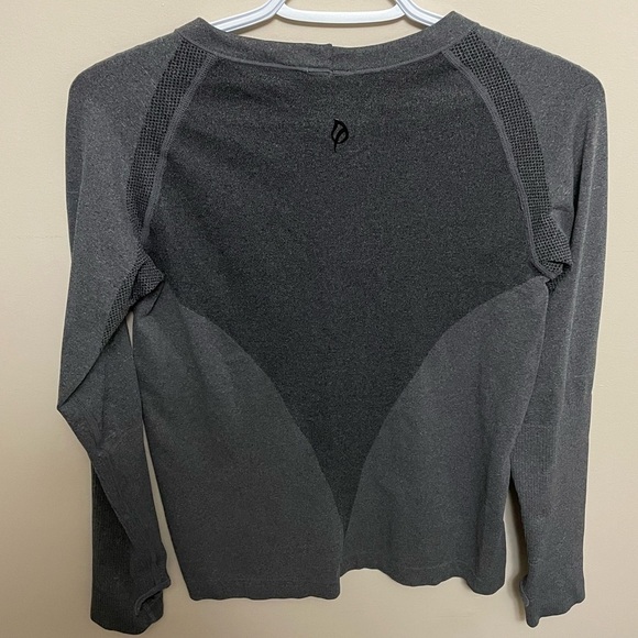 ❤️PTLULA Revitalize Seamless Long Sleeve Top - Picture 4 of 6